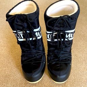 Moon boots